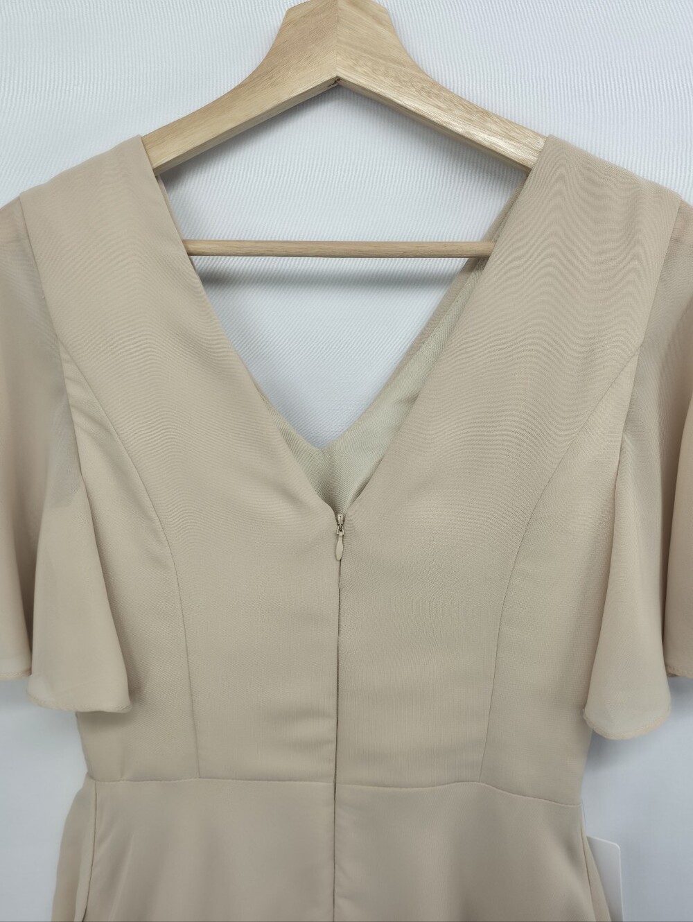 Lavetir Nude Beige Pleated Flutter Sleeve Formal Gown Side Slit Pockets NWT - Picture 12 of 16